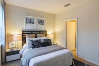 Building Photo - Enders Place at Baldwin Park Apartments in Orlando, Florida