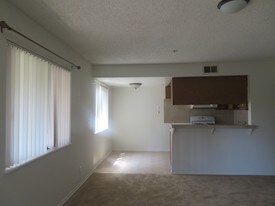 2400 Seneca St Pasadena CA Apartments