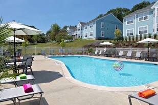 Summit at Mill Ridge Apartamentos