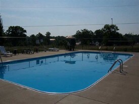 White River Mountain Apartments