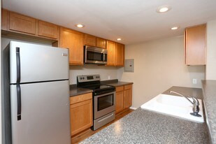 Hunters Hill Apartments