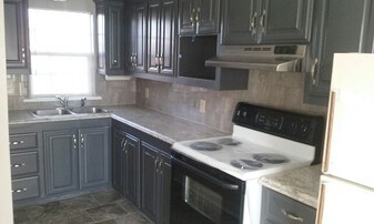 447 N Broadway Ave Apartments