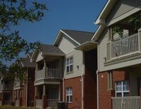 Countryside Manor Apartments