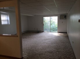 505 Dencary Ln Endwell NY Apartments
