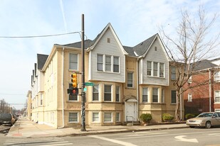 Pitt Central Manor Apartments
