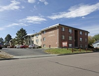 Pinewood Apartments