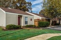 Building Photo - University Village at Walker Road Apartments in Jackson, Tennessee