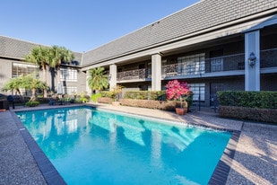 2232 Richton St Houston TX Apartments