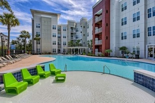 Monarch 544 - Per Bed Leases Apartments