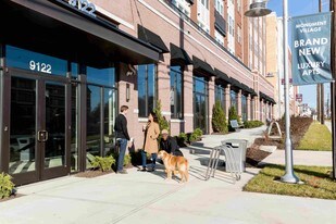 Monument Village at College Park Apartments
