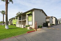 Building Photo - Contempo 15/Desert Sands Apartments in Phoenix, Arizona
