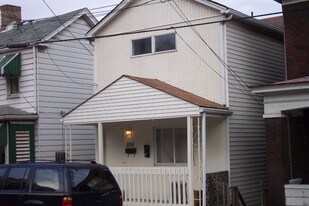 307 Walnut St Homestead PA