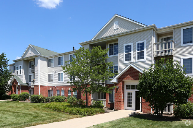 Cedar Villas Rentals - Round Lake Beach, IL | Apartments.com