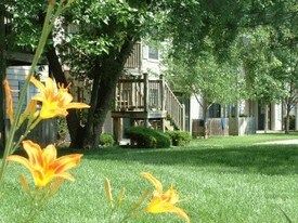 230 Mt Hope Ct Lawrence KS Apartments
