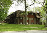 Building Photo - Sherwood Forest Apartments in Elyria, Ohio