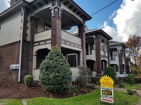 2 Bedroom Condo Unit for Rent $1065