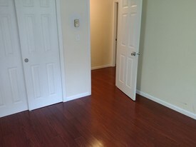 3303 Sun Valley Terrace Rockford IL Apartments