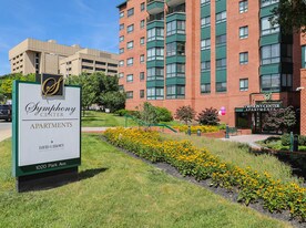Symphony Center Apartments