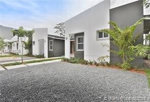 5728 SW 62nd St Apartments