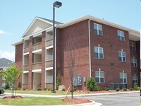 Pembroke Pointe Apartments