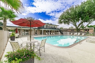The Avenue Apartments