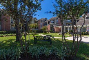 Brandon Oaks Apartments