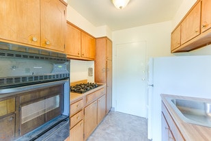Three Chopt West Apartments