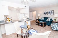 Building Photo - Riverstone Apartamentos in Dayton, Ohio