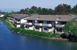Shadow Cove Apartments