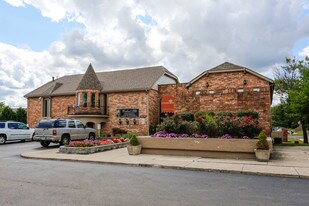 Woodland Hills Apartments