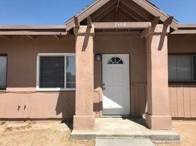 233 Cisco St Ridgecrest CA Apartments