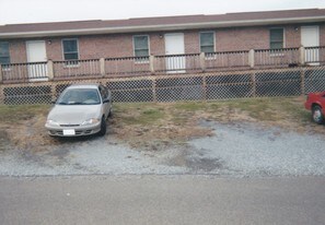 118 Riley Dr Apartments