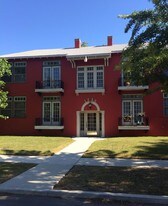 1235 W Russell Pl San Antonio TX Apartments