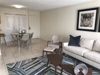 Building Photo - Rio Apartments in Miami, Florida