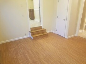 424 West St Apartments