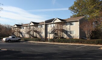 Level at Mt. Zion Apartments