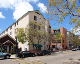 Vantaggio Suites at San Diego Apartments