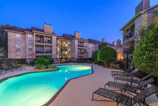 Cimarron Parkway Apartments