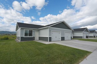Green Meadows Apartments