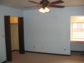 102 Carmel Rd Apartments