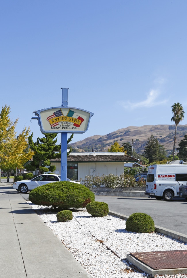 Apartments for rent in Toyon, CA