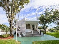 Building Photo - Rio Apartments in Miami, Florida