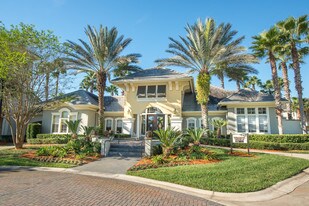 Cape House Apartments