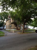 9 Holmes St Poughkeepsie NY Apartments